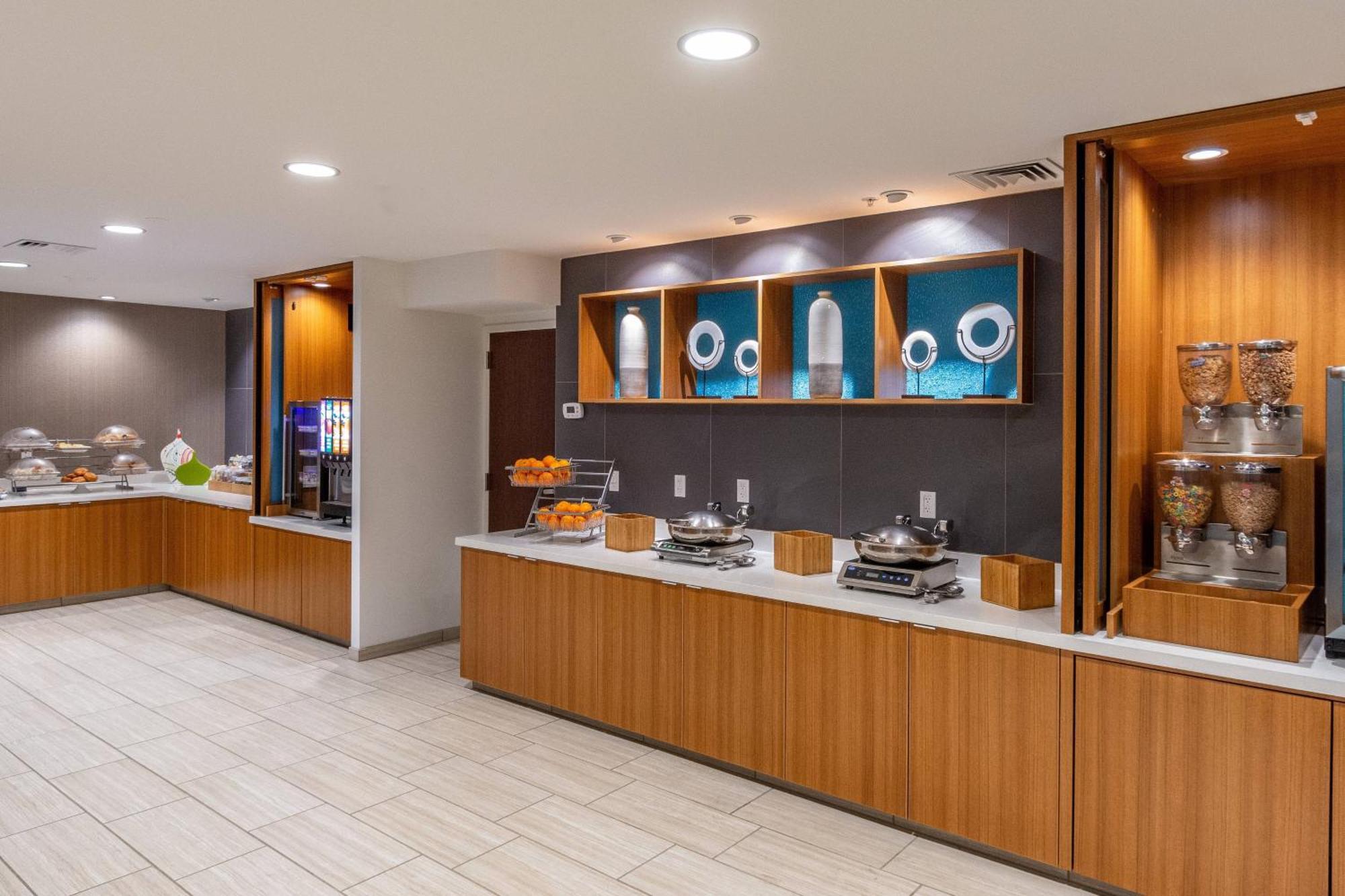 Springhill Suites Anchorage Midtown Exteriér fotografie